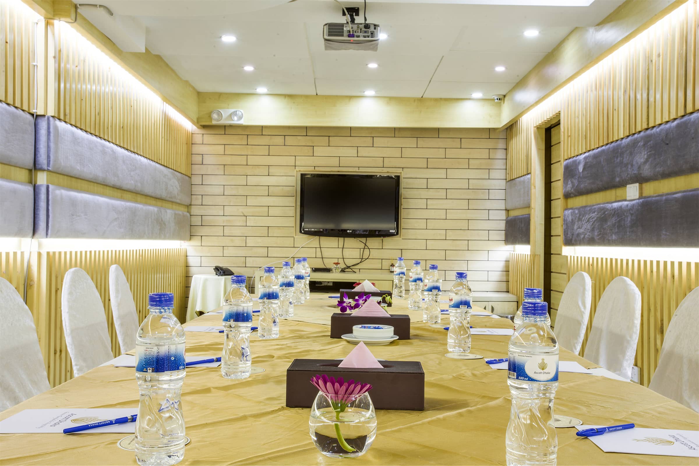 Solidarity Conference Room